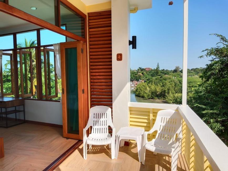 Yen~Yen B&B Prachuap Khiri Khan Exterior photo